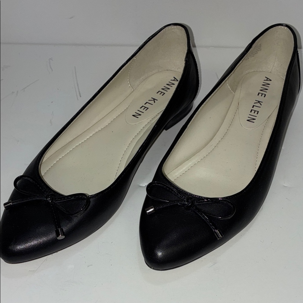 Anne Klein Black Bow Flats